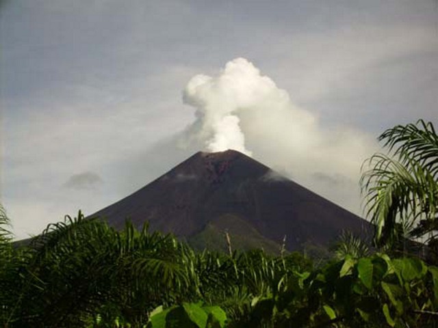 Most Active Volcanoes In The World: Mount Ulawun